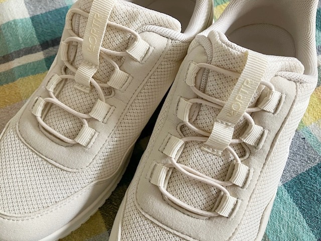 靴紐のアップ